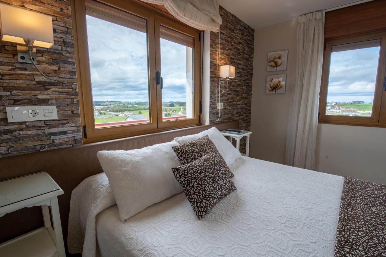 Hotel El Pinar Villapedre Kültér fotó